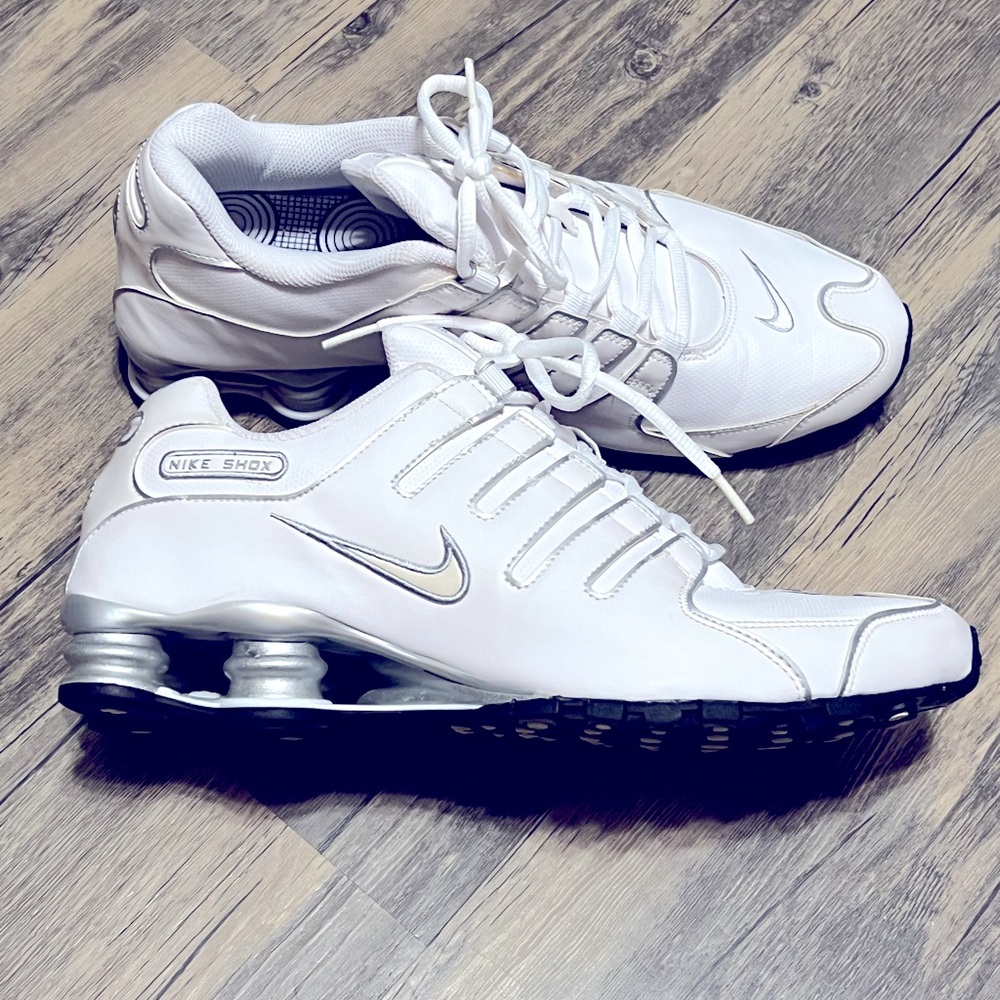Men’s Nike Shox